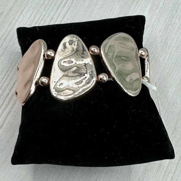 NWT Style & Co Hammered Rose Goldtone Stretch Bracelet - Picture 6 of 6